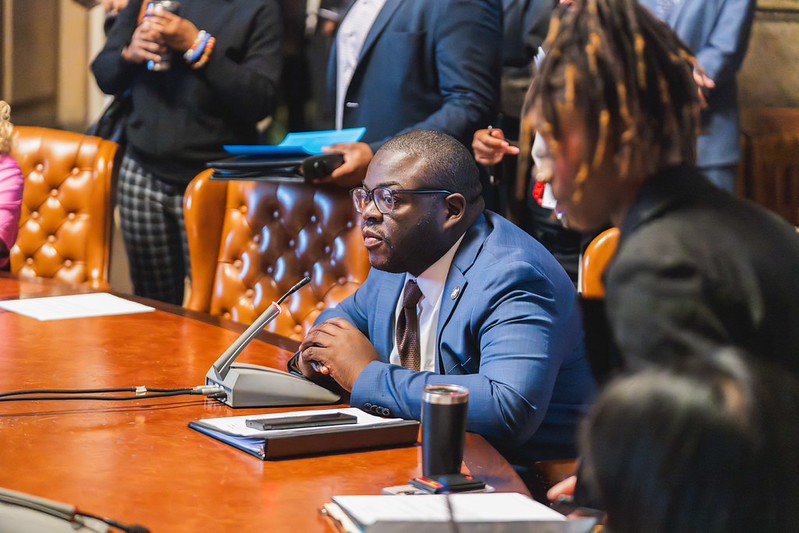 d789306c-e42f-5ba1-fc71-f9f6f6b4b9a3