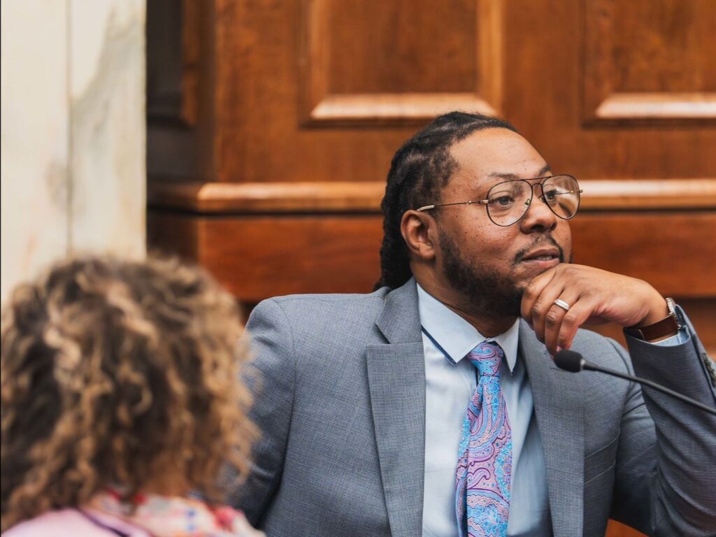 de435a96-d0e7-6b4a-d5a9-16ac15bc1caf